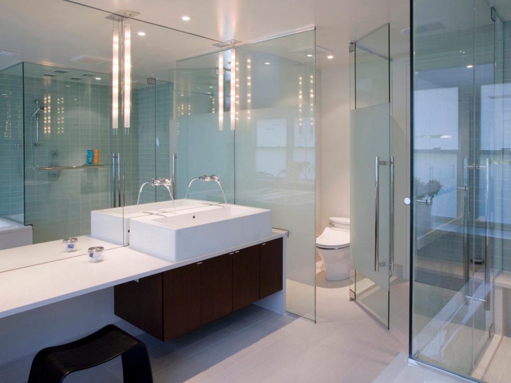 Customize Your Bathroom With These Tips